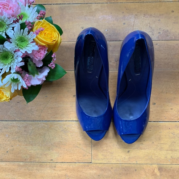 BCBG Patent Leather Blue Peep Toe Heels - Picture 6 of 6